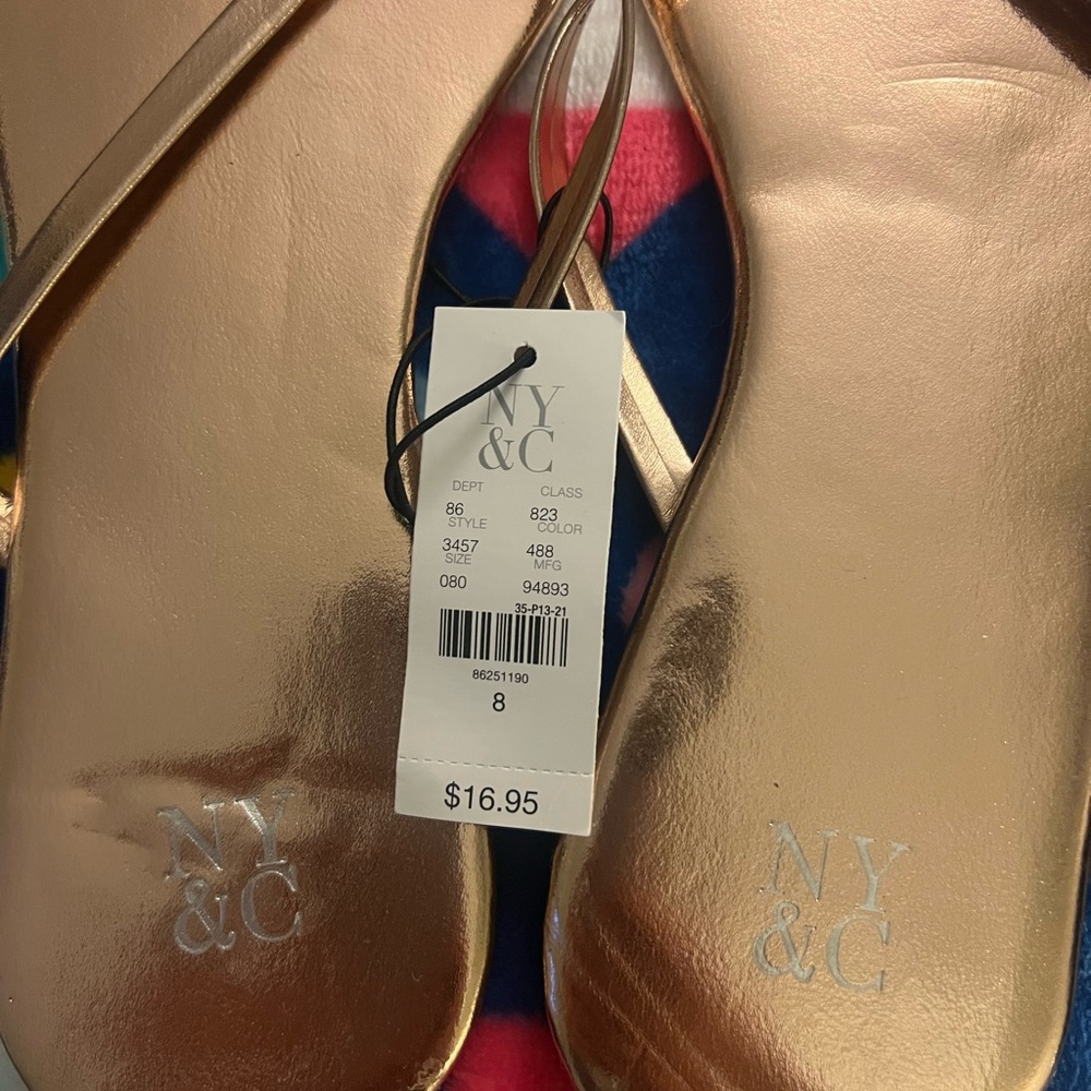 2 pairs Sandals